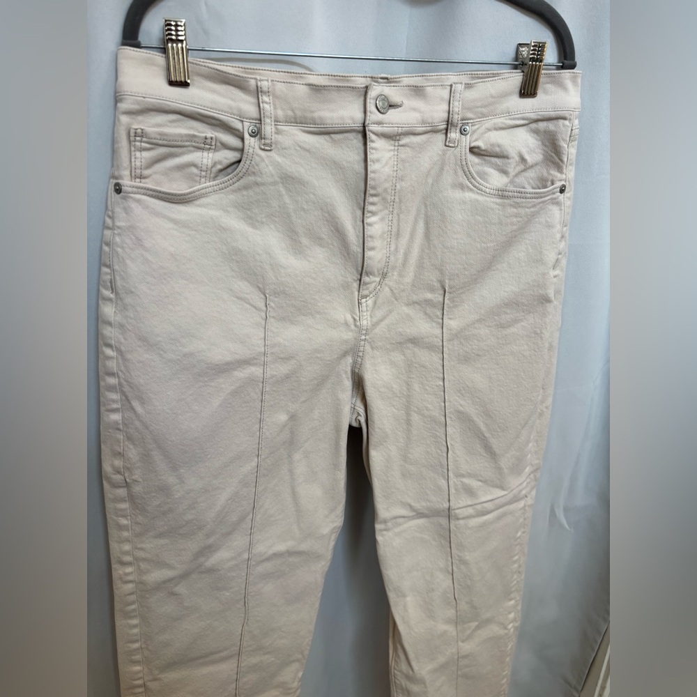 LOFT Straight Leg Pants Size 14/32 Cream Neutral Classic Fit - Picture 2 of 4